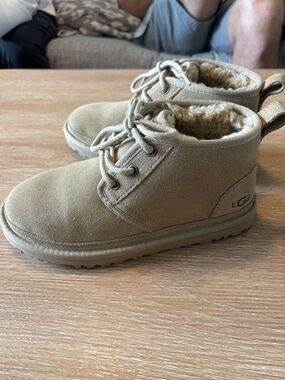 Women’s Neumel Uggs